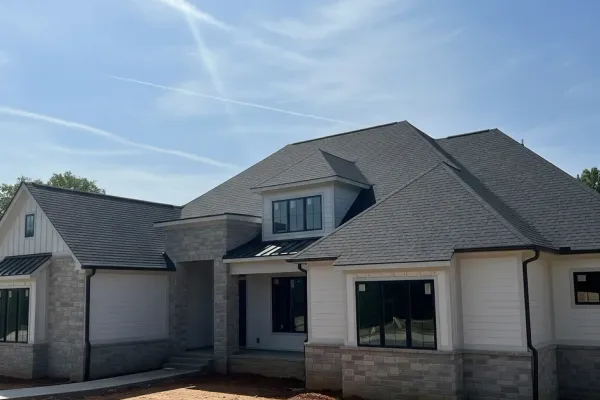 Masonry restoration using traditional and modern techniques