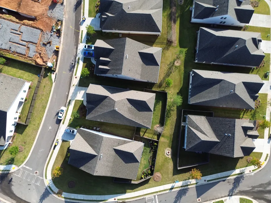 Gutter cleaning services in Dunwoody, GA